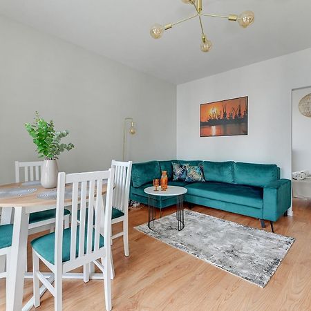 Aura 40 City Center By Downtown Apartments グダニスク 部屋 写真