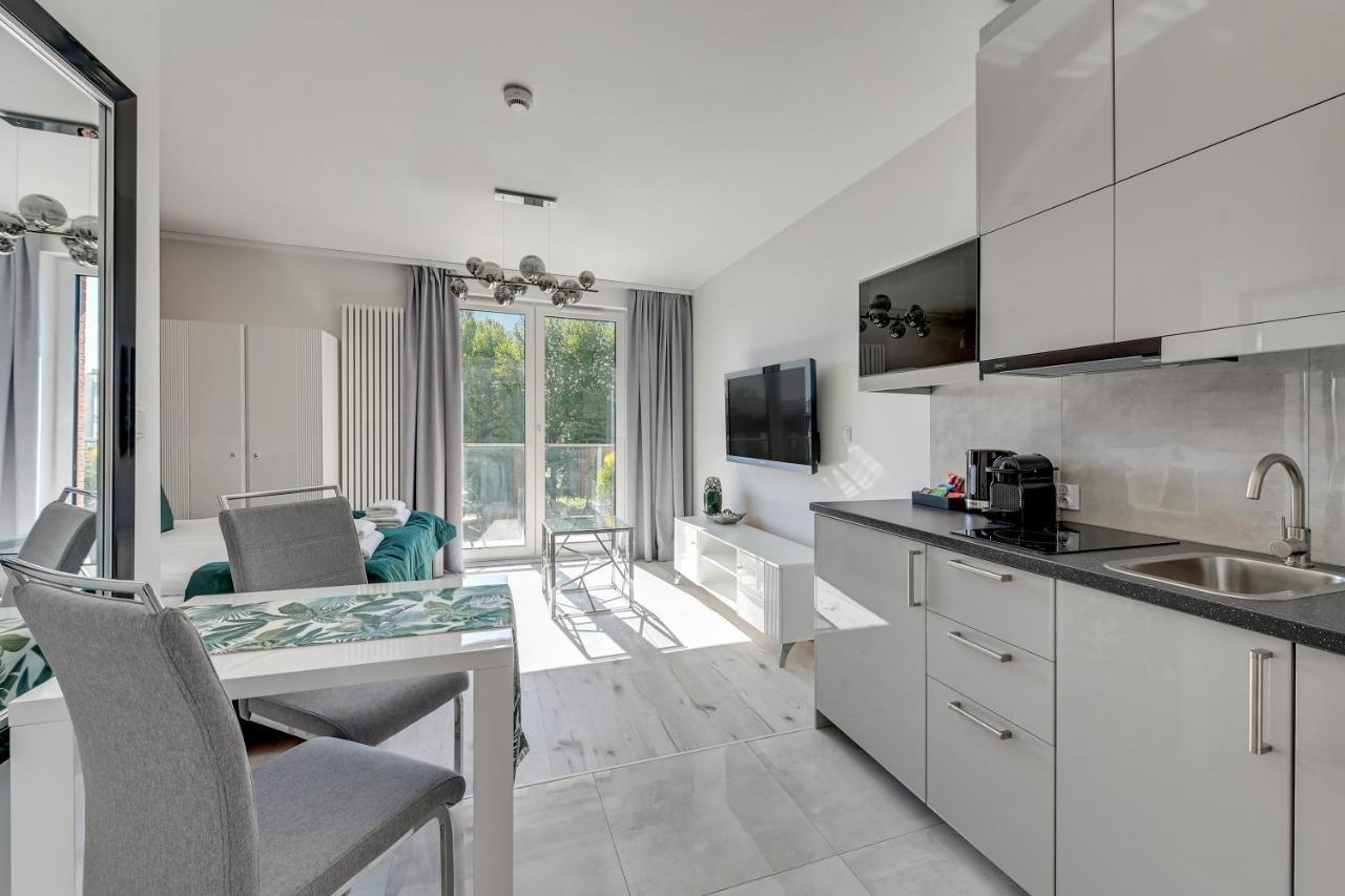 Aura 40 City Center By Downtown Apartments グダニスク エクステリア 写真